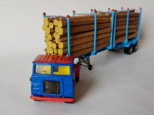 MatchBox Super Kings K-17 SCAMMELL Timber Transport II.